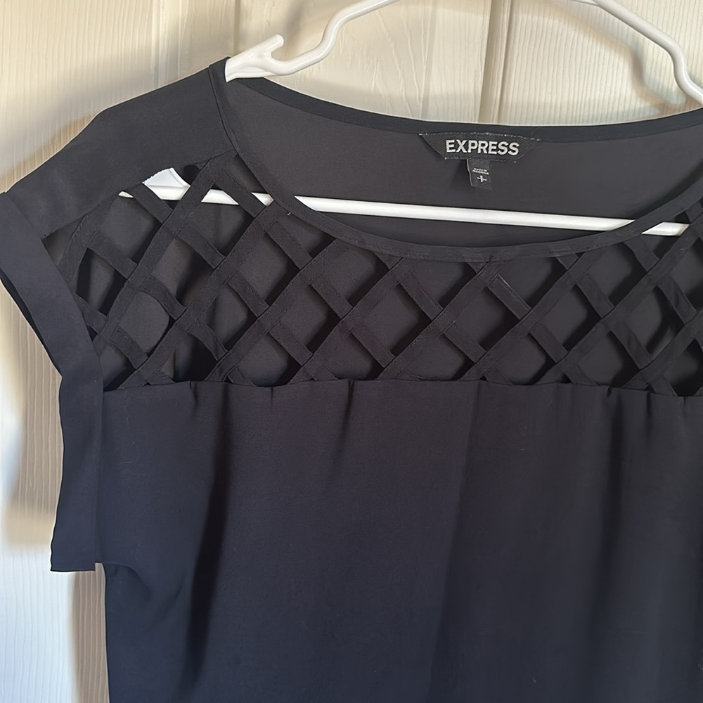 Express top - Picture 2 of 4